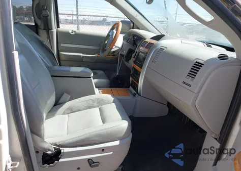 2007 Chrysler Aspen Limited из США, поврежденный, VIN 1A8HX58227F525370